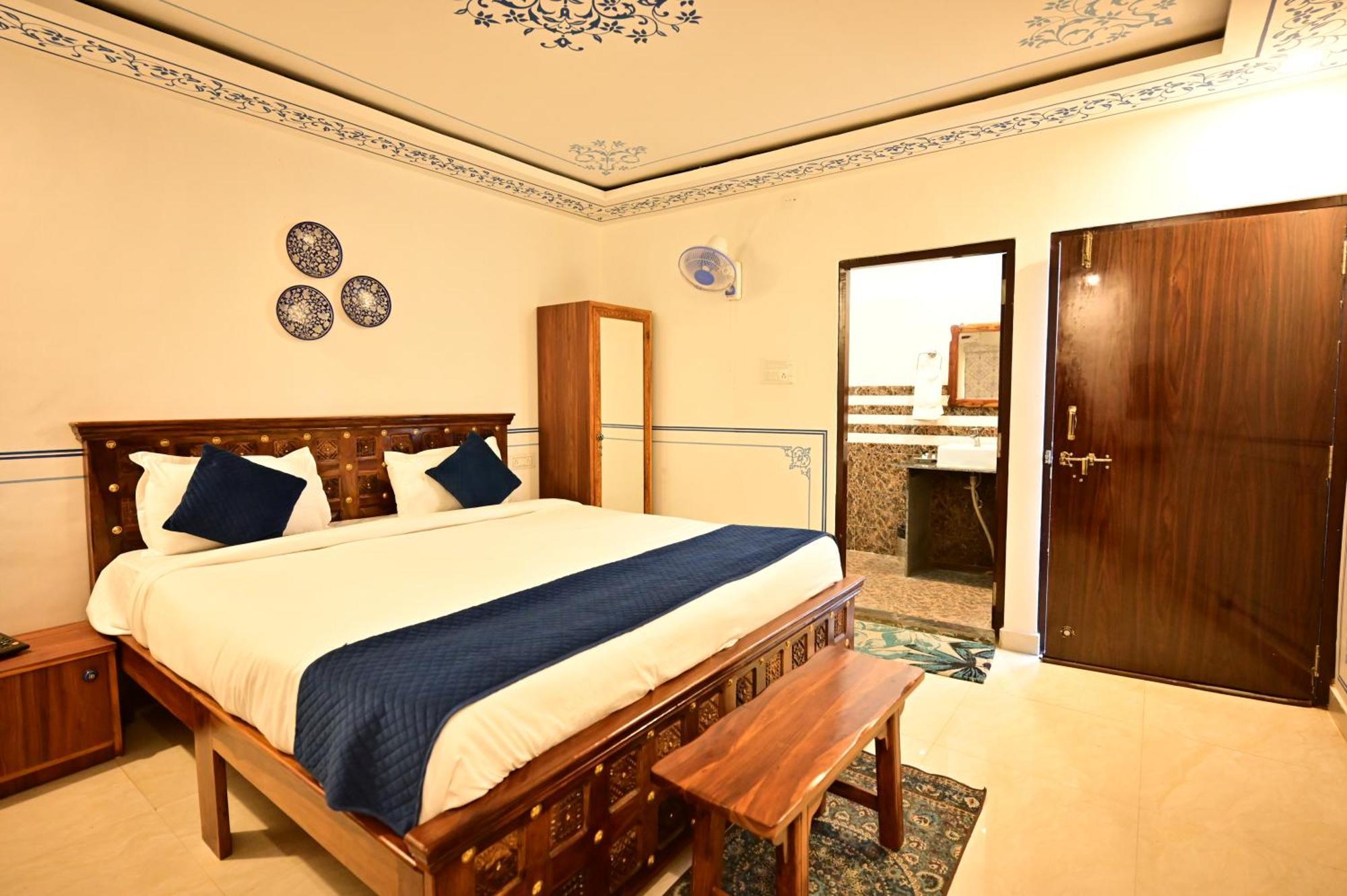 The Castle Crown - Hem Vilas Resort Ranthambhore Sawai Madhopur Exteriör bild